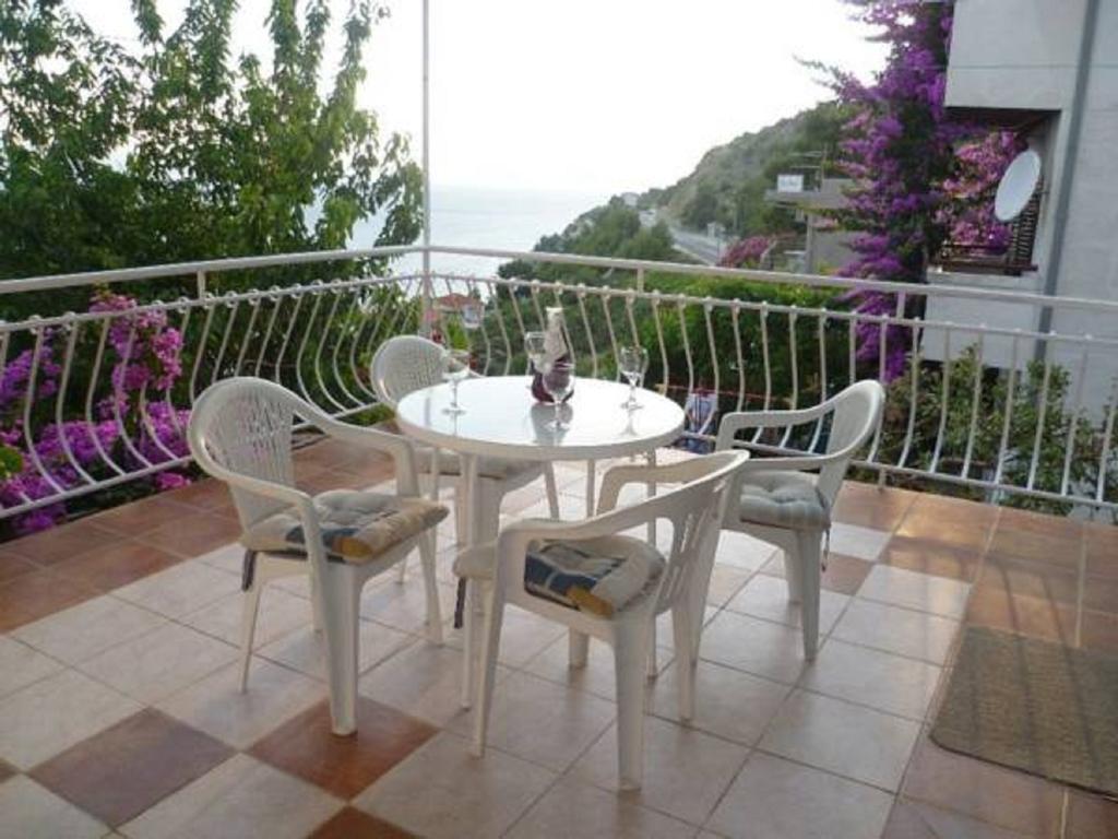 Apartments Coko Omiš Værelse billede