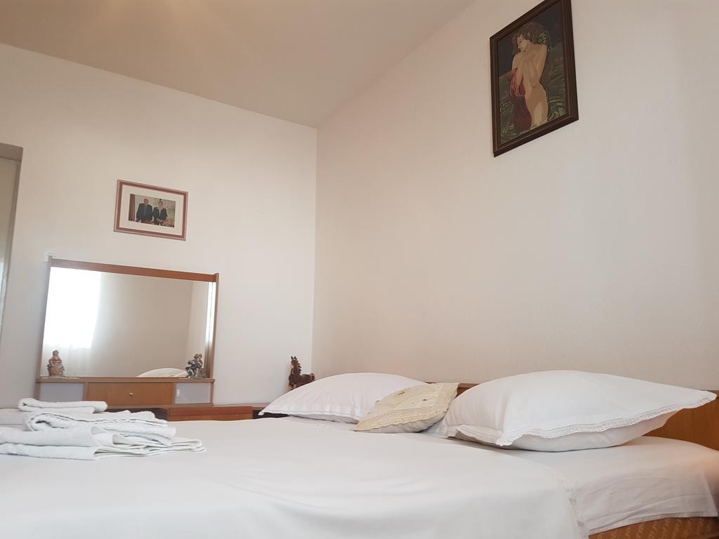 Apartments Coko Omiš Eksteriør billede
