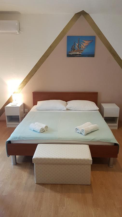 Apartments Coko Omiš Eksteriør billede