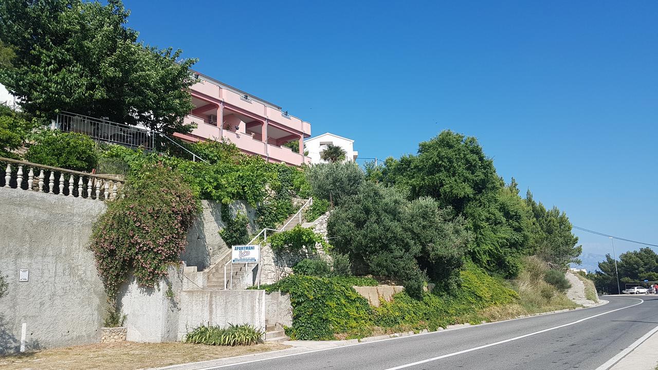 Apartments Coko Omiš Eksteriør billede